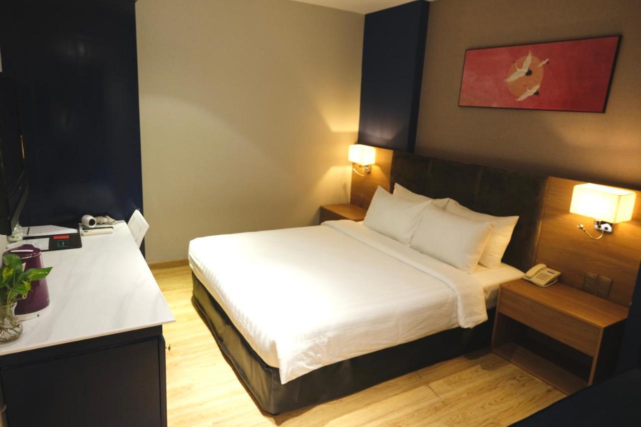 Nicecy Nganha Hotel Ho Chi Minh City Exterior photo