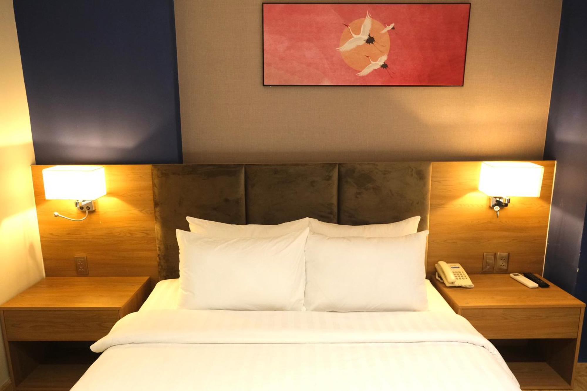 Nicecy Nganha Hotel Ho Chi Minh City Exterior photo